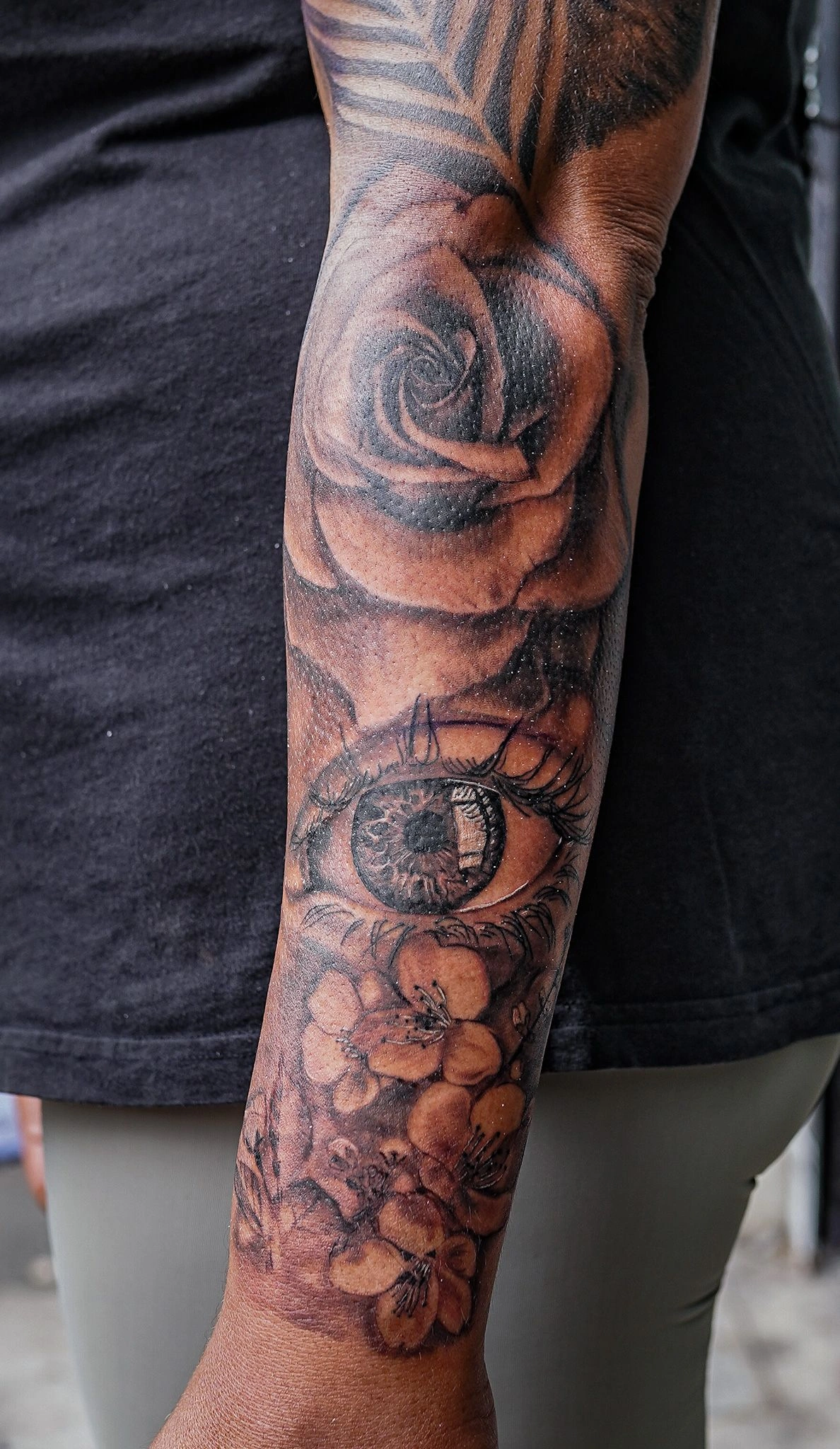 15 Elegant Rose Half Sleeve Tattoo Male That Shines