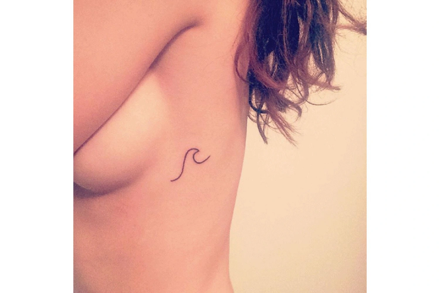 19 Chic Side Boob Tattoo For Women Bold Design