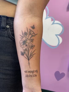 21 Elegant Small Best Friend Flower Tattoos Forever