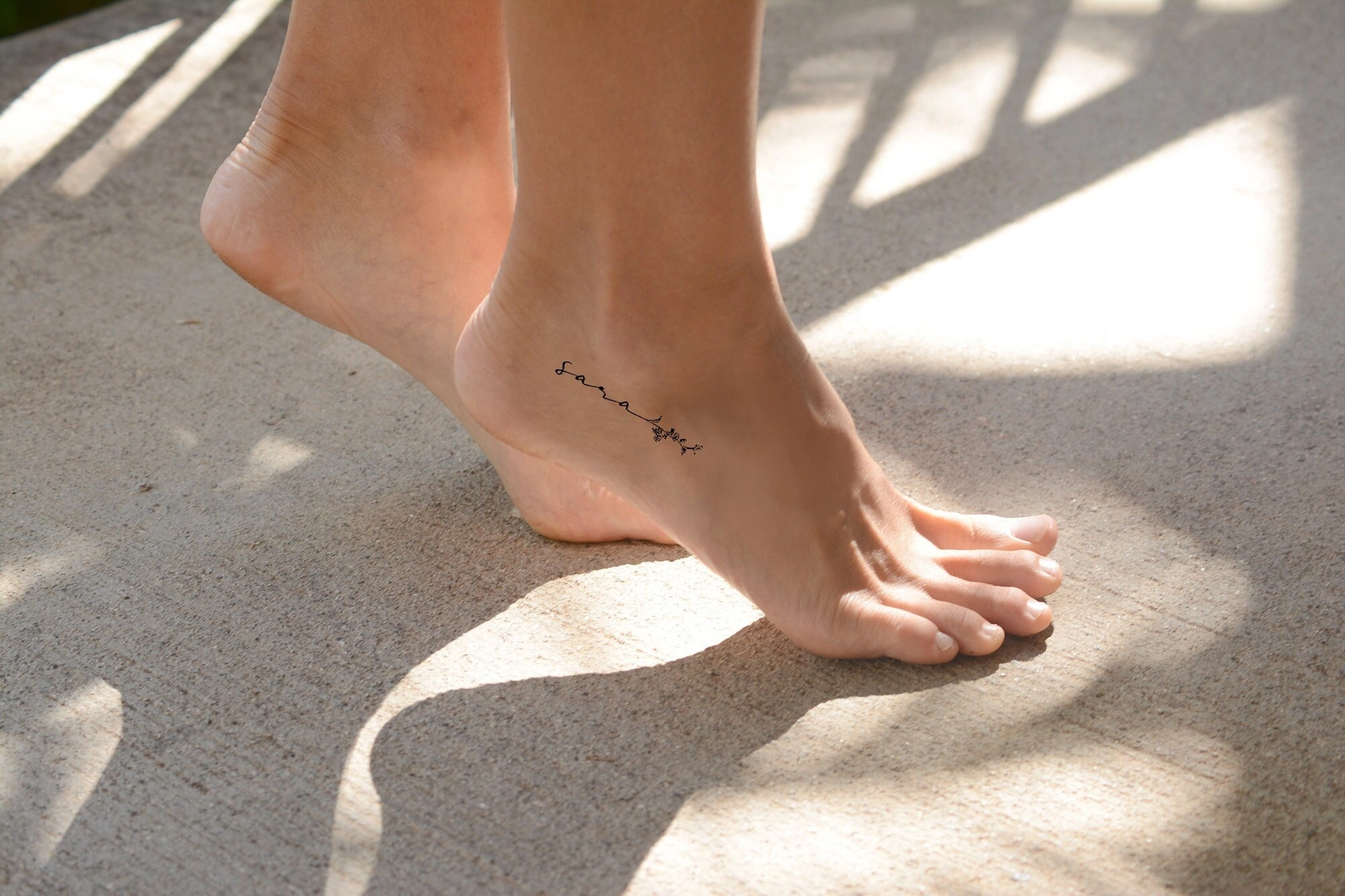 23 Chic Small Tattoo Ideas On Foot: For Your Secret