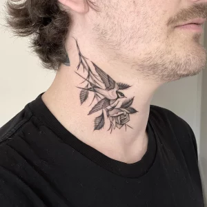 15 Chic Small Tattoos On Neck For Guys
