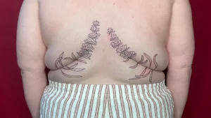 30 Stunning Spine Tattoos On Plus Size Women: Trend 2024