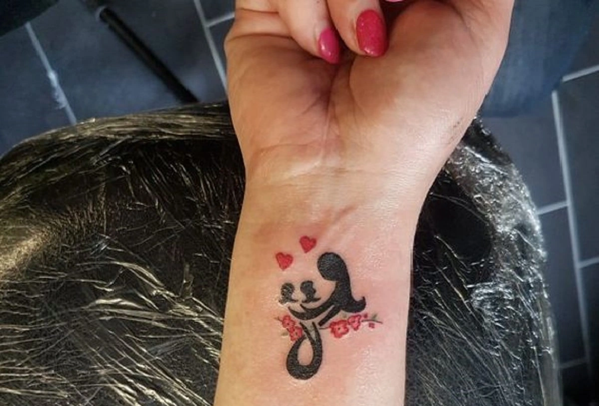 21 Stunning Symbol Mother Of Two Tattoo Emblem