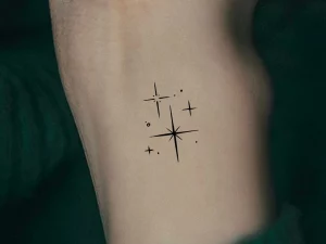 16 Tattoo Of Stars Behind Ear