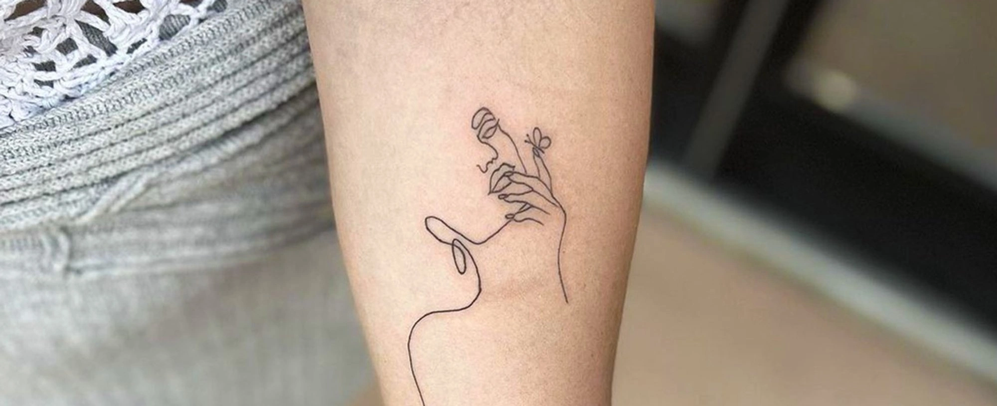 13 Stunning Tattoos That Wrap Around Forearm: Show Off