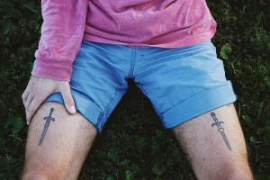 19 Stunning Thigh Tattoos For Men Words Elevate Style